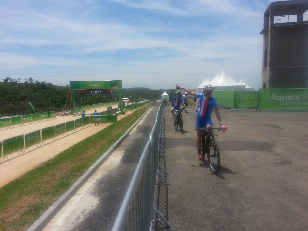 image-97fecca06e2d0bb53a6dae88603c99afea739dfd94b2b5ae621064b81c619542-V