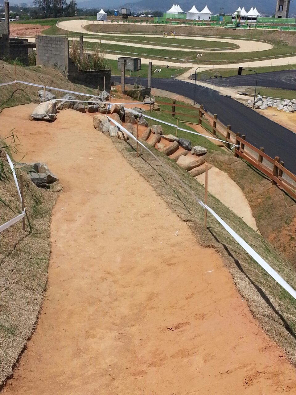 image-e30904658daf1fa7649d898e5e39d1cff3a018f590c8d7a567fa4c260fd862d7-V